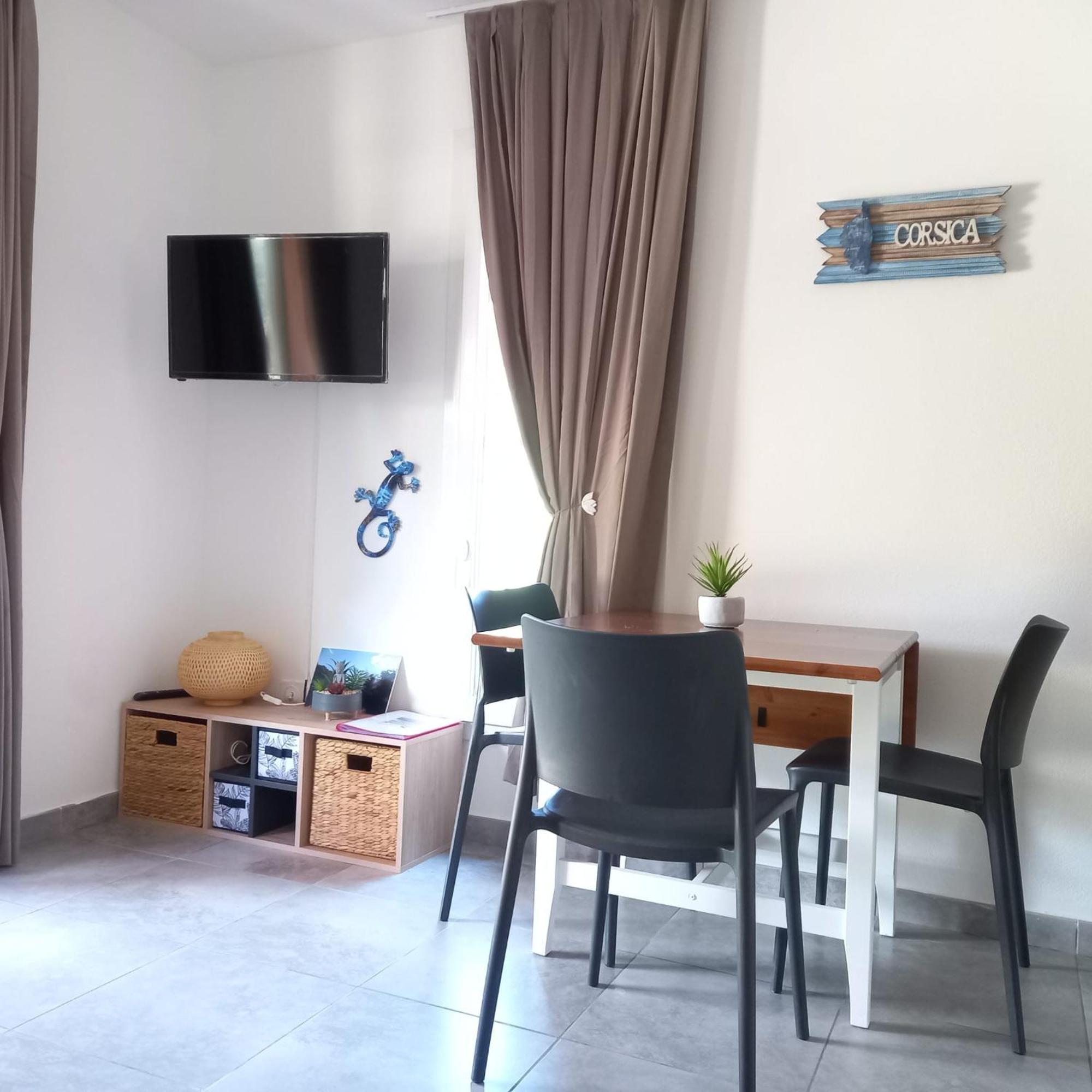 Residence Hoteliere Les Hameaux De Saint Cyprien 25 M2 Lecci Ngoại thất bức ảnh