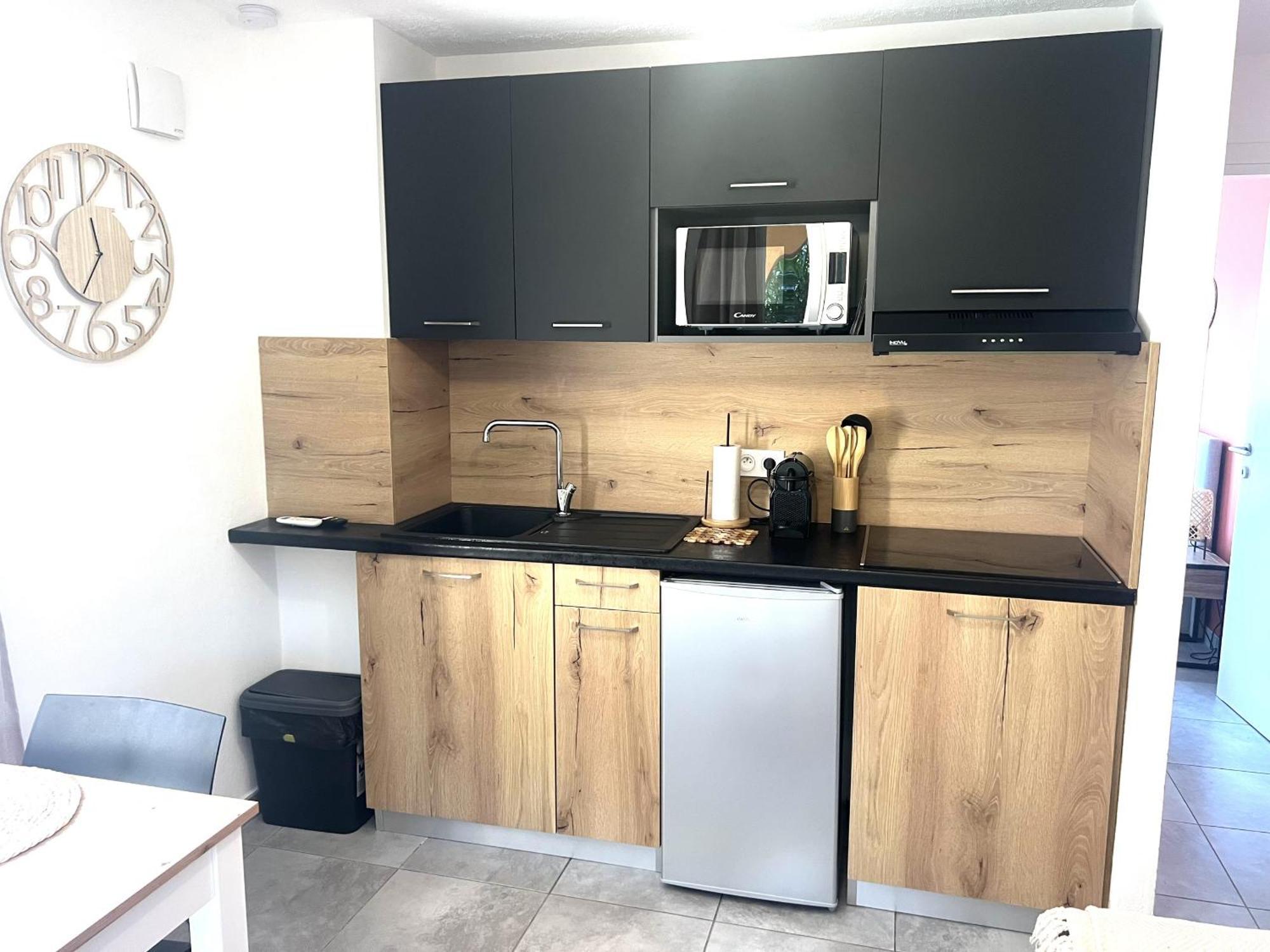 Residence Hoteliere Les Hameaux De Saint Cyprien 25 M2 Lecci Ngoại thất bức ảnh