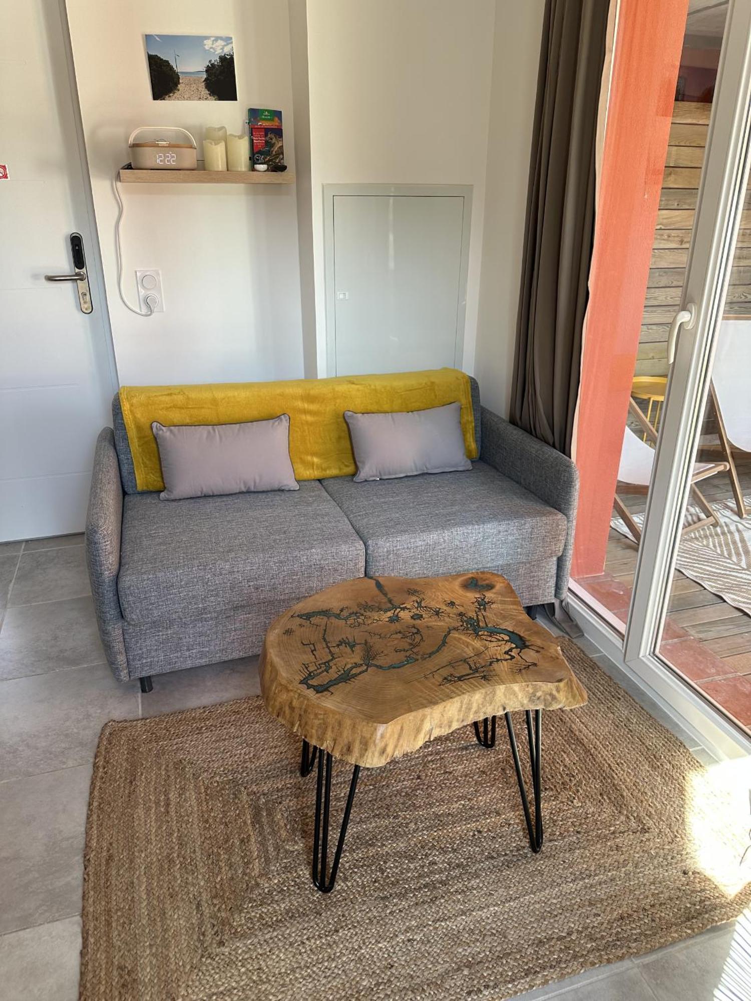 Residence Hoteliere Les Hameaux De Saint Cyprien 25 M2 Lecci Ngoại thất bức ảnh